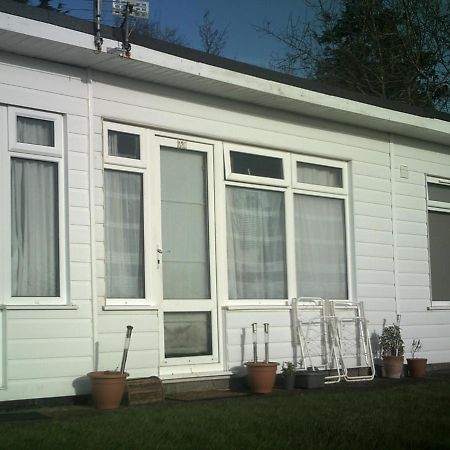 Adventure Cabin Дартмут Екстериор снимка